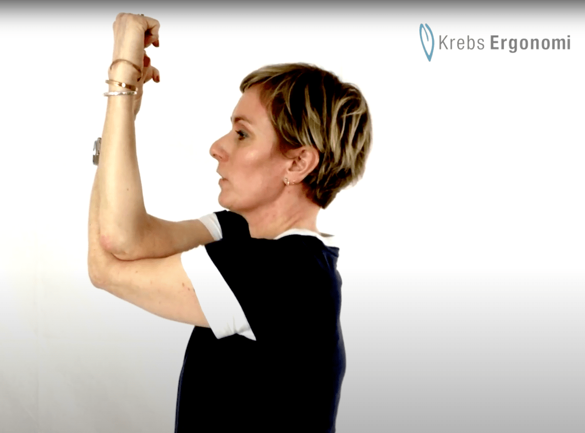 Gode udstrækningsøvelser hvis du har stillesiddende arbejde - Dynamostol